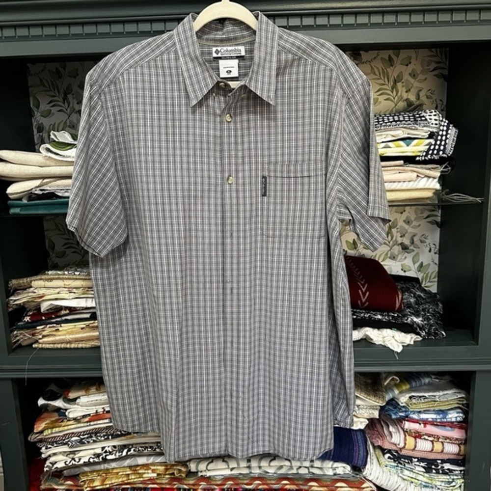 Columbia PFG Sportswear Mens Large Red Plaid Button Down Short Sleeve Shirt